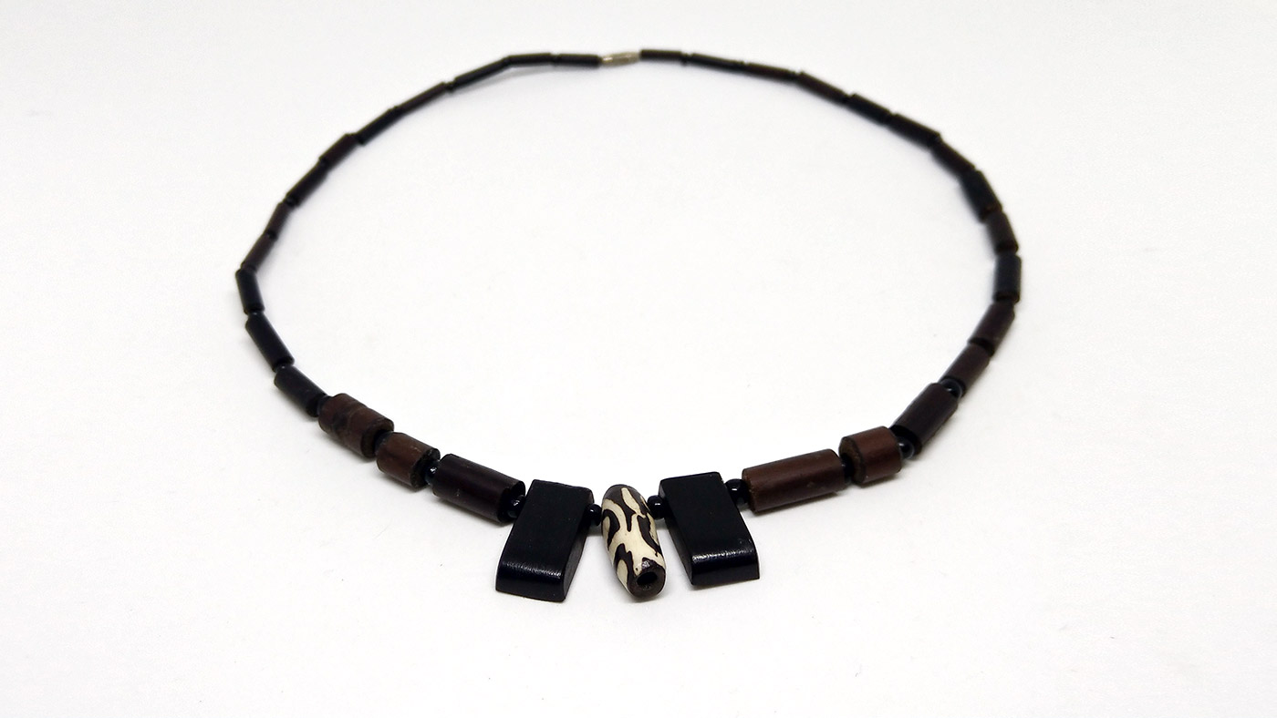 150 Kette, Holz Ebenholz Büffelhorn