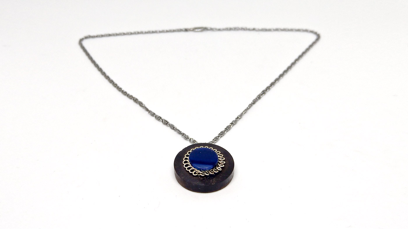 154 Namibia Anhänger, Grenadil Silberkette