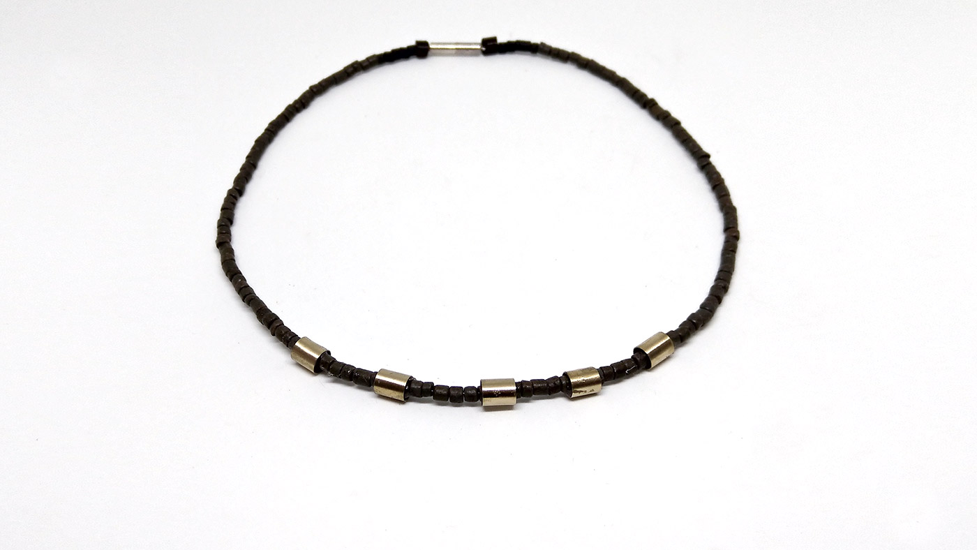 159 Kronenringe Kette, Holzperlen Zahngold