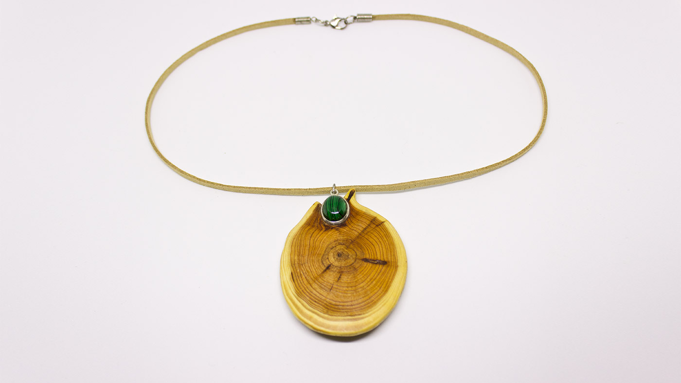 84 Anhänger Eibe, Malachit