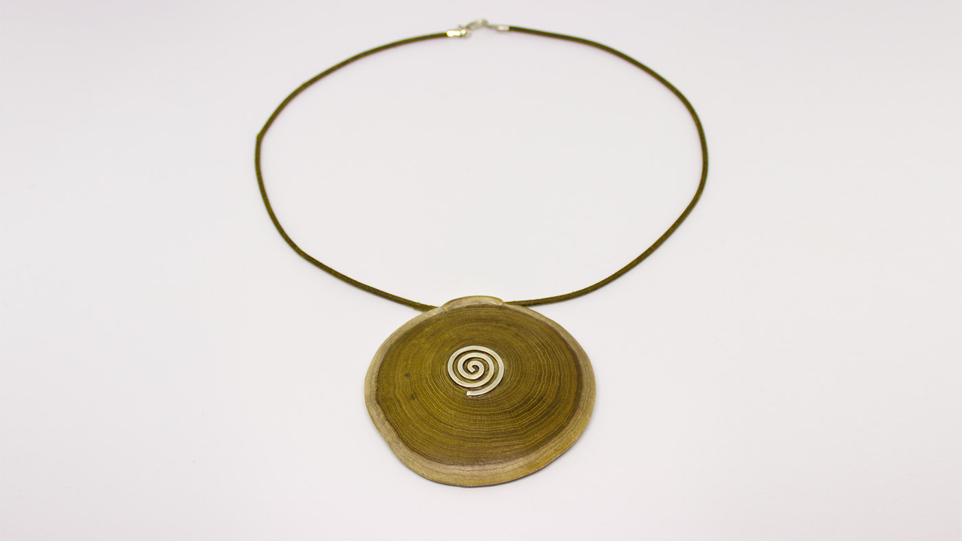 Anhänger Goldregen, Goldschnecke