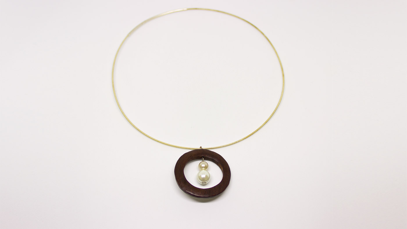 Anhänger Ring Kameldorn mit 2 Perlen