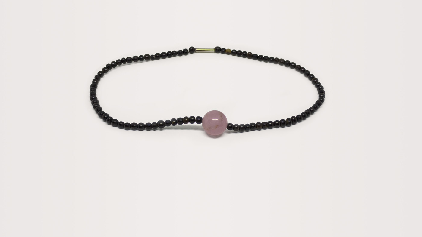 243 Kette kurz Rosenquarz, Horn