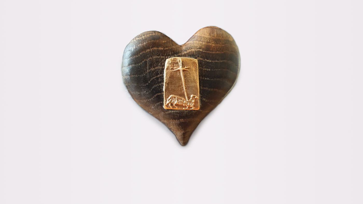 Urnenherz Mooreiche, Gold